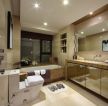 新中式家庭带浴缸的卫生间装修效果图