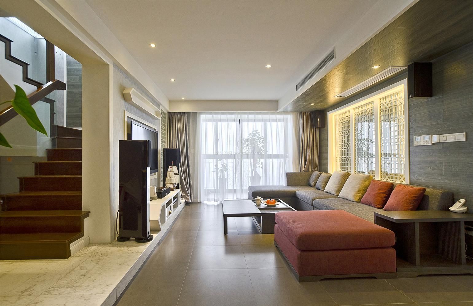 新中式客厅左右布艺沙发装修效果图片