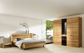 长方形的卧室摆放床图 现代卧室