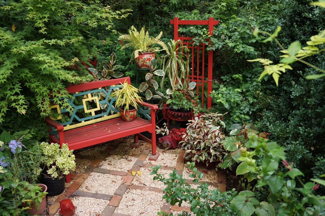 15平米别墅花园木椅子设计图片大全
