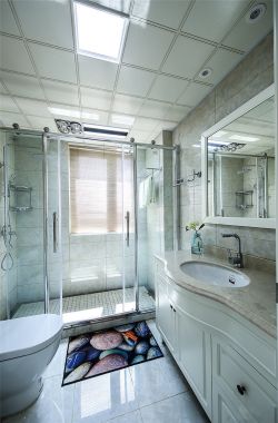 2018美式卫生间玻璃淋浴房设计图片大全