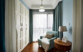 2023卧室阳台纯色窗帘装修设计效果图片欣赏