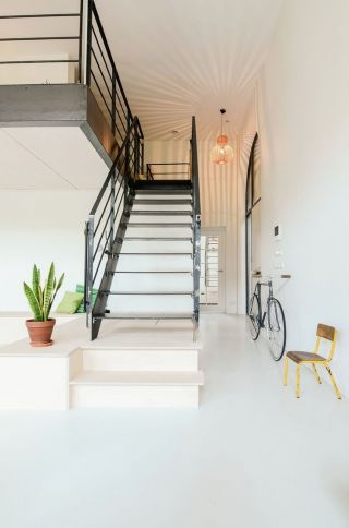2023现代家装小空间阁楼楼梯设计图