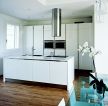 私人豪宅设计厨房白色橱柜装修效果图片