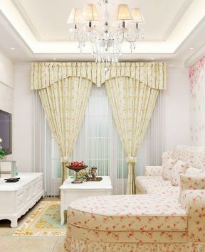 韩国家居装修 2020小客厅窗帘图片
