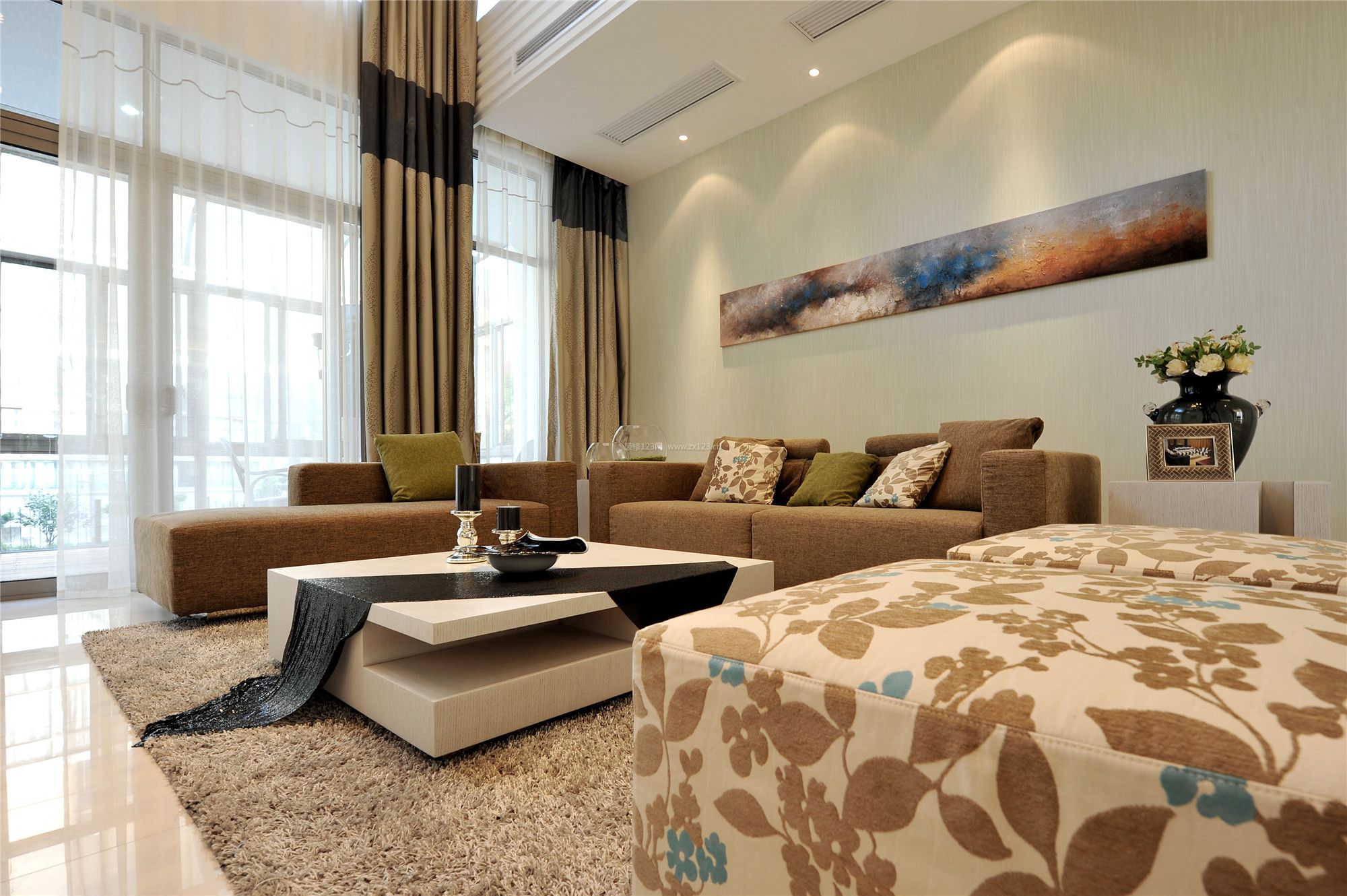 复式公寓装修效果图片 客厅沙发颜色搭配