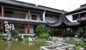 中式独栋别墅入户花园装饰装修2023