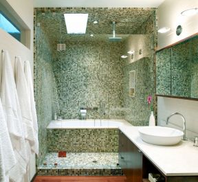 小卫生间淋浴房效果图片 砖砌浴缸装修效果图片