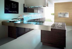 2023厨房中岛不锈钢台面设计效果图片