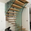 超小户型复式楼梯玻璃扶手效果图
