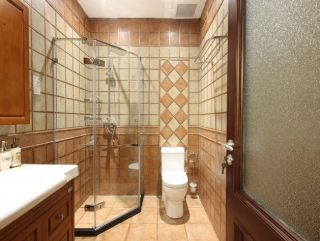 80平米小户型淋浴房简单装修效果图