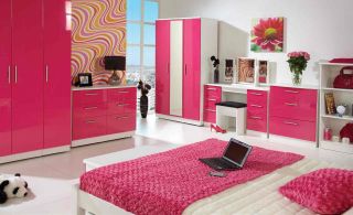 女生粉色房间整体衣柜装修