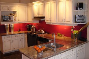 龙樾湾91平米的房子厨房装修橱柜如何选择