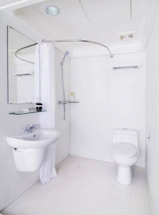 现代家居室内小户型卫生间装修图片
