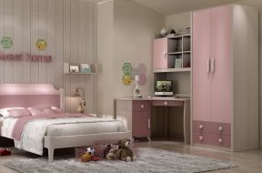 温馨粉色儿童套房家具装修图片