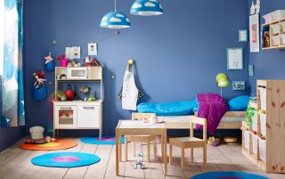 宜家儿童卧室蓝色墙面设计效果图