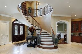 美式别墅室内楼梯扶手设计