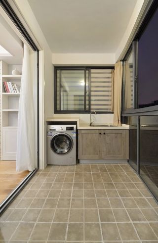 两室一厅100平米家装阳台洗衣机装修图