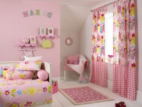 2023时尚字母卧室壁纸粉色效果图
