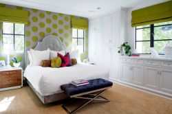 2022家居卧室绿色窗帘设计
