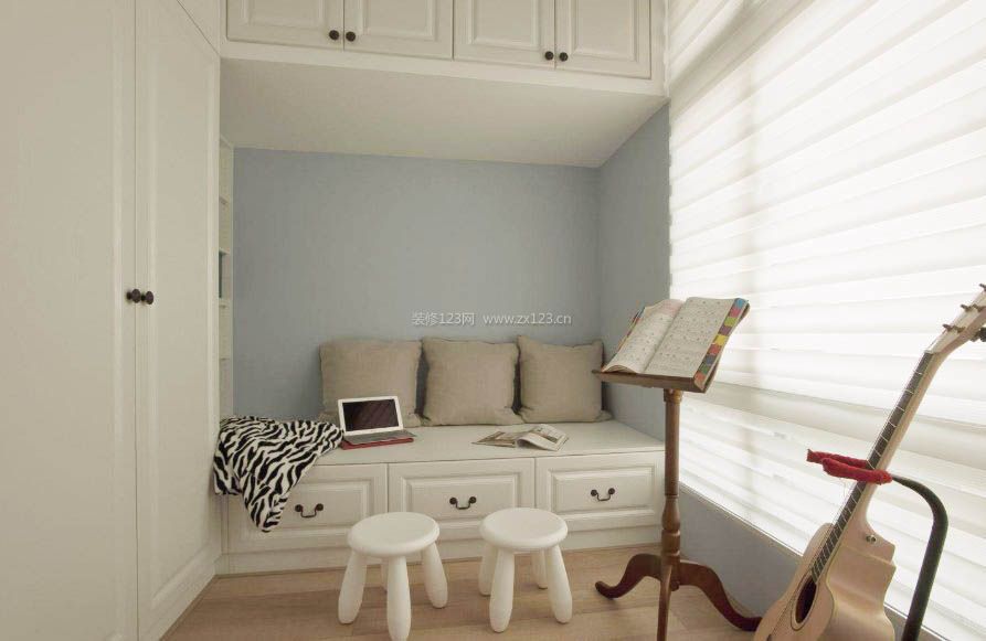 2023阳台白色美式家具柜子设计图片