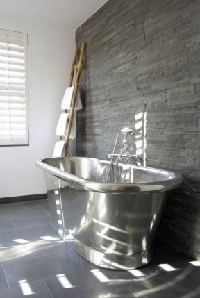 2023家装铸铁浴缸造型效果图片