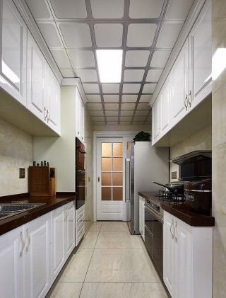 2023前卫大方的厨房吊顶装饰效果图片
