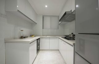 2023单身公寓家庭厨房厨具简装图片