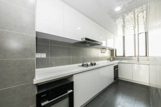 2023房屋室内长方形厨房装潢设计