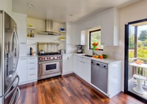 2023北欧风格厨房实木地板图片