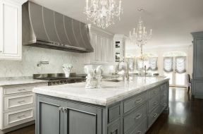 2020白色欧式大厨房装修图片