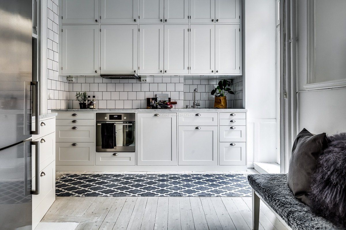 北欧风格厨房家具橱柜图片