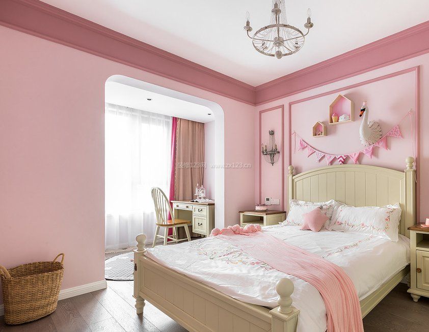 纯欧式公主房粉红色装修图
