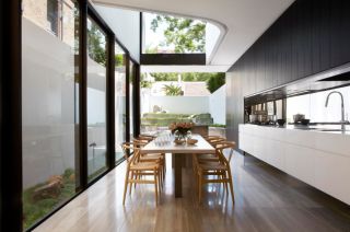 2023现代别墅开放式厨房木地板