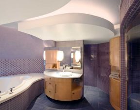 紫色系卫生间墙砖图片
