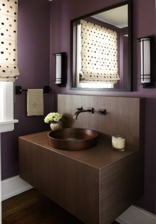 紫色系洗漱间背景图片
