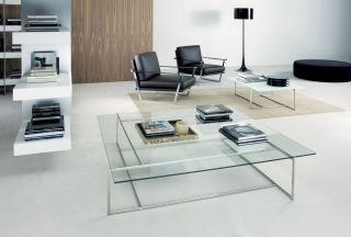 现代单身公寓室内玻璃家具图片