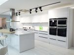 2023现代家居室内厨房烤漆橱柜