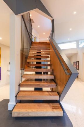 木结构楼梯设计