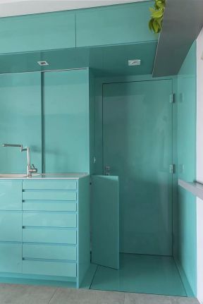 35平小户型厨房橱柜颜色装修设计图