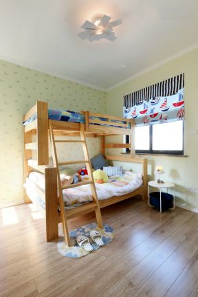 家装儿童房实木高低床装修效果图片