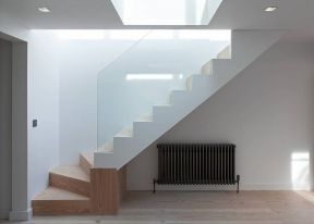 2023现代家装直行楼梯图片