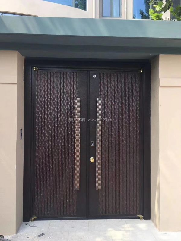 高端私人定制亚斯王防盗门怎么样,好不好?