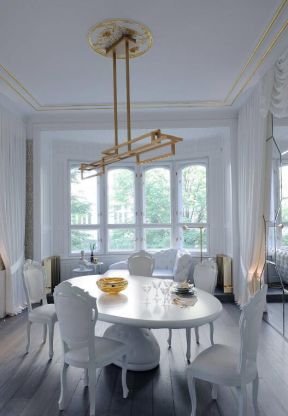 白色欧式家具圆餐桌椅子图片