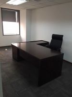 2023经理办公室实木办公桌装修图片