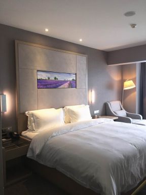现代酒店房间装修效果图 2020酒店标准间图片