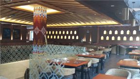 2020东南亚餐厅装修图 2020餐厅玻璃隔断效果图片