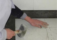地板砖铺贴方法介绍 贴瓷砖注意事项
