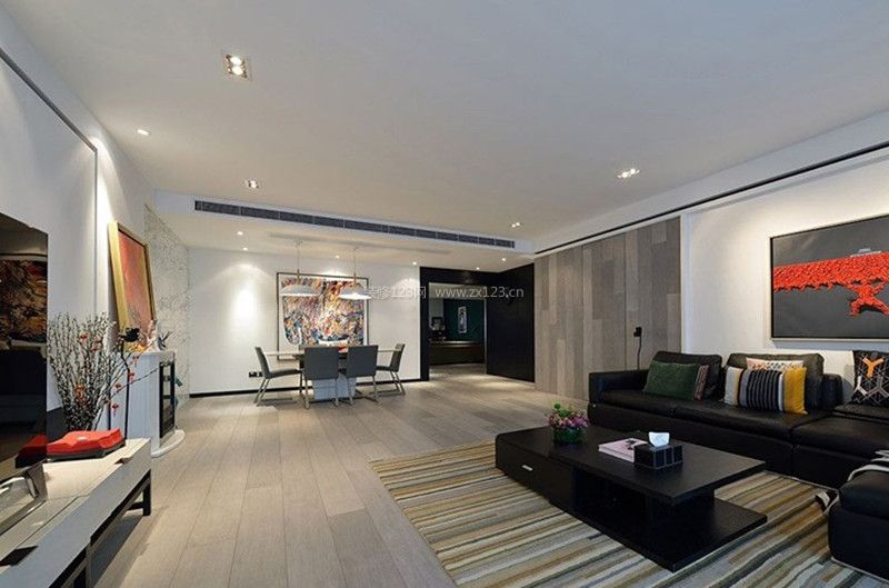 大平层客厅复合地板现代风格装修效果图