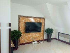 2023现代中式客厅瓷砖电视墙装修设计图片